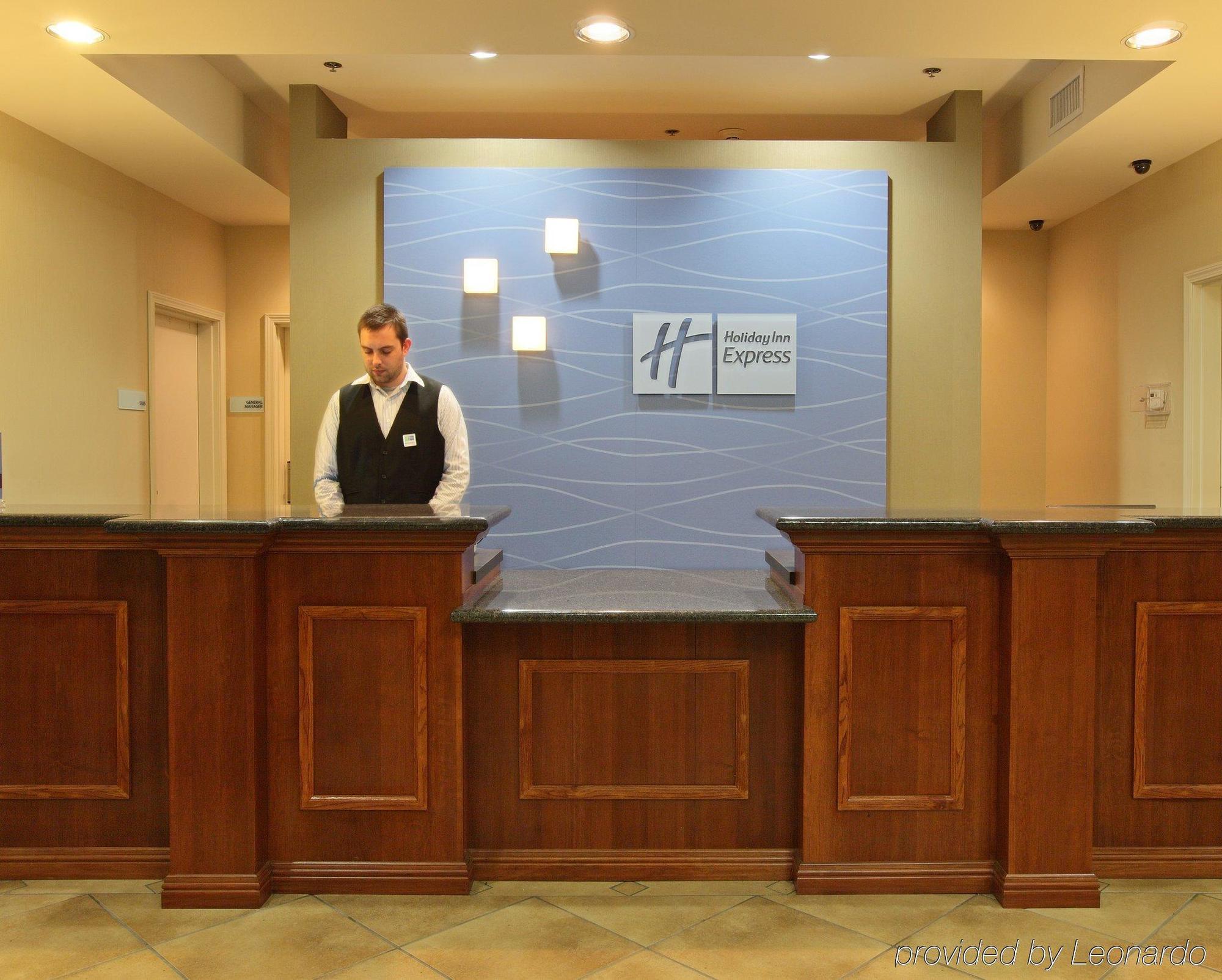 Holiday Inn Express & Suites Searcy By Ihg Interiér fotografie